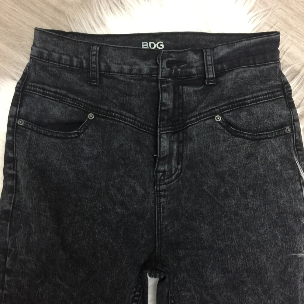 BDG High Rise Ankle Jean - Picture 6 of 8